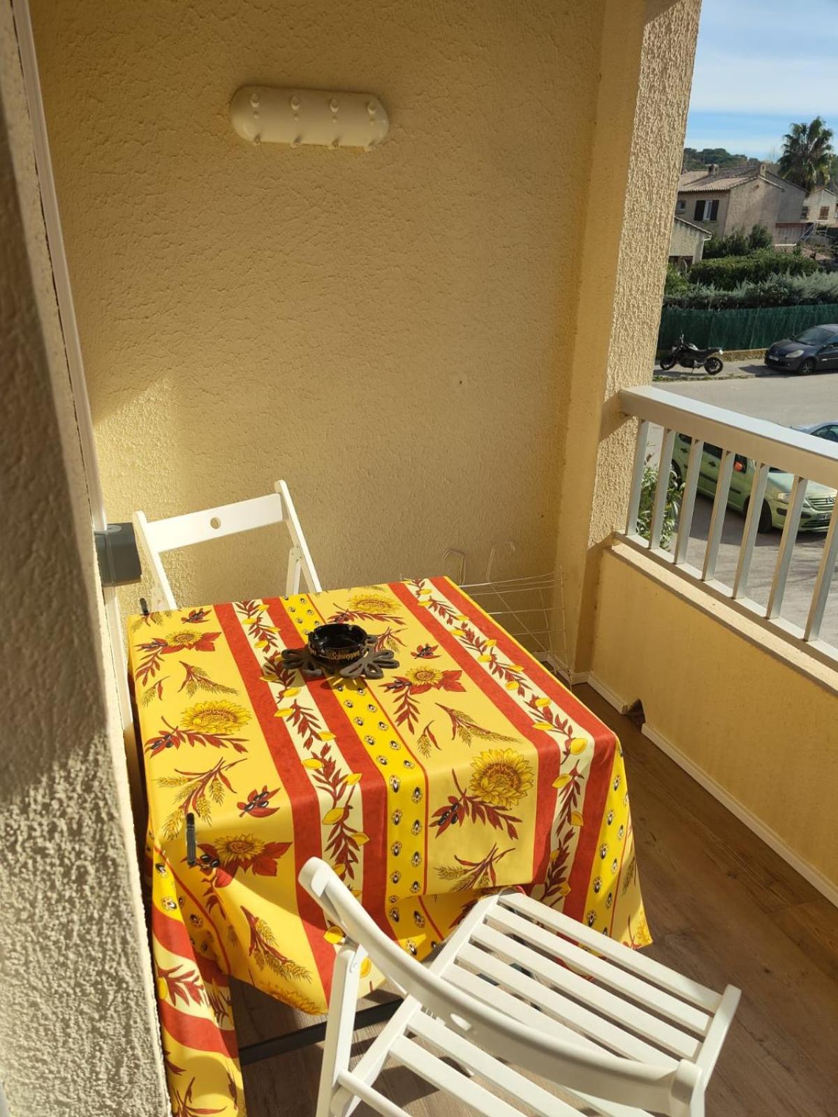 Saint-Mandrier-Sur-Mer Rsd Les Cometes Luaran gambar